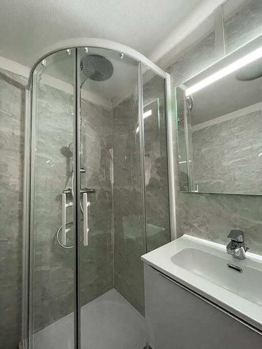 Reims - Duplex Au Coeur Du Quartier Saint-Remi Lejlighed Eksteriør billede